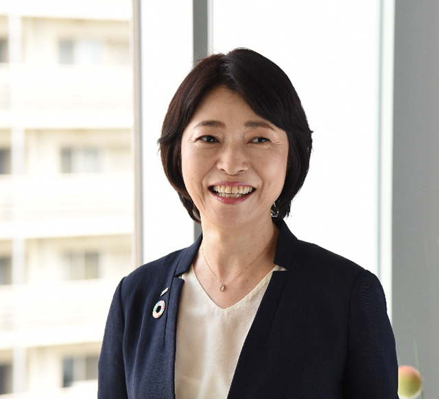 女性マーケティングチーム はるかぜ 株式会社ハル